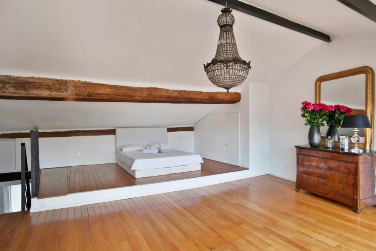 Charming And Large Duplex Flat With Beautiful Terrace In Avignon Leilighet Eksteriør bilde